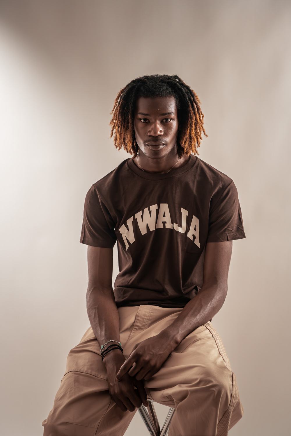 T-shirt NWAJA — Espresso